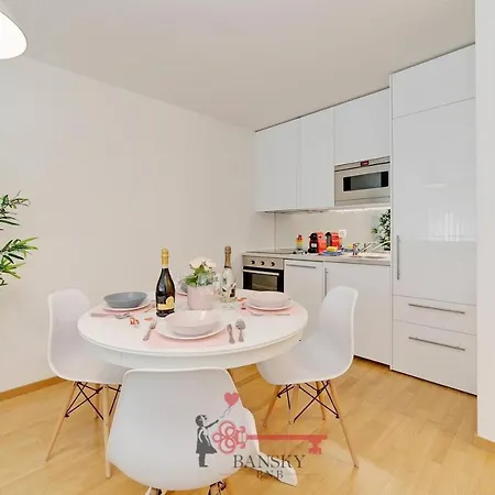 Center - For 6 People With Terrace -by Easylife Swiss Лугано