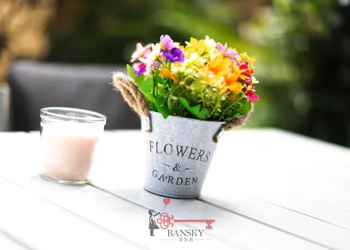 Center - For 6 People With Terrace -by Easylife Swiss *