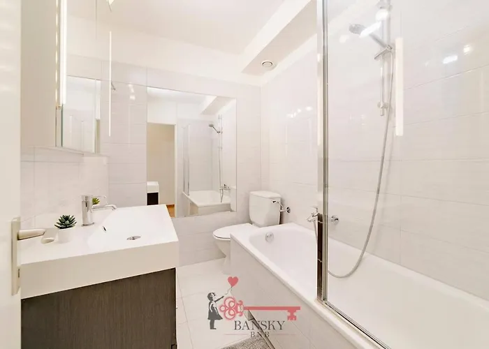 Center - For 6 People With Terrace -by Easylife Swiss * Lugano